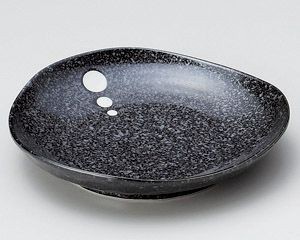 ドット黒三角5.0皿【日本製　美濃焼】