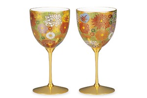 Pair Wine Glasses Golden Flower