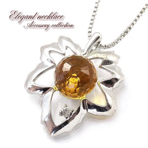 Resin Necklace/Pendant Necklace Maple Leaf