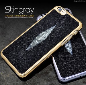 【在庫処分価格】「海の宝石」と称されるスティングレイを使用。　iPhone6/6s用スティングレイレザーケース