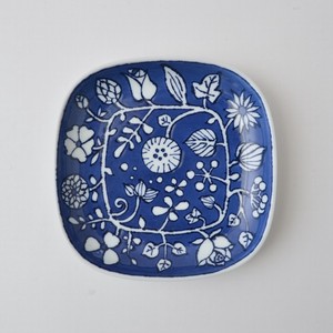 Flower Parade Plate Blue HASAMI Ware Made in Japan