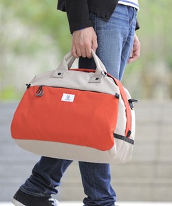 【NV追加】旅のコーディネートにも合わせやすいダッフルバッグ　 TROTダッフルバッグ