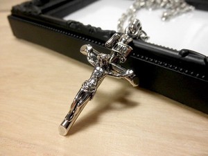 キリストクロスのネックレス・十字架