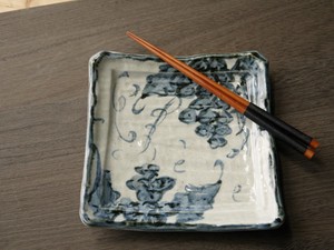 Tsuchimonono-Utsuwa Hand-Painted Grape Right-angle plate Mino Ware Made in Japan