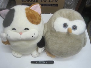 Beckoning cat Owl Tissue Box Cover Made in Japan