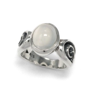 银戒指（珍珠/月光石） 8 x 10mm