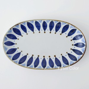 HASAMI Ware Petal Oval Plate Hand-Painted