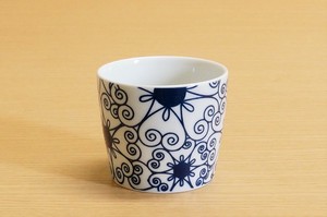 Hasami ware Cup/Tumbler Flower Crest