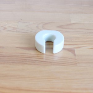 【限定数特価】乳白磁シリーズ　箸置き　リング