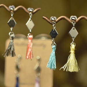 Pierced Earringss Mini Fringe 3-colors