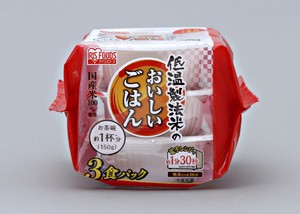 【アイリスオーヤマ　食品　パックご飯】　低温製法米のおいしいごはん　国産米100％150g×3P　角型
