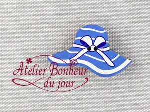 フランス製　木製ボタン　アトリエ ボヌール ドゥ ジュール 【帽子 ブルー・ホワイト】