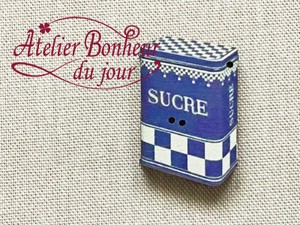 フランス製　木製ボタン　アトリエ ボヌール ドゥ ジュール 【シュガーボックス・ブルー】