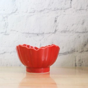 波佐见烧 小钵碗 变形 粉彩 红色 日本制造