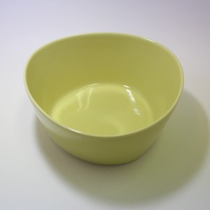 ボール（M）　トロワ（YE）　日本製　波佐見焼　カラー　変形　白山陶器