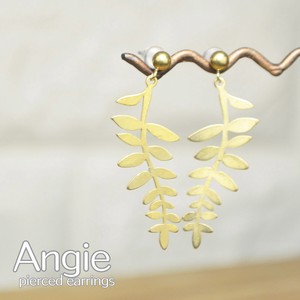 再入荷【Angie】 無垢真鍮 トンガリリーフ ゴールド ピアス！シンプル＆フェミニン