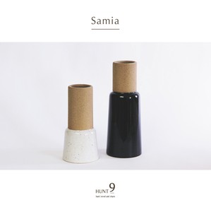 土の質感と釉薬の表情のバランスが心地よい一輪挿し【Samia】サミア・HUNT9