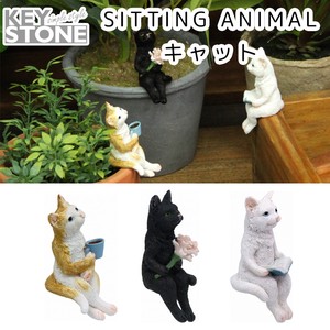 FOREST SITTING ANIMAL　キャット