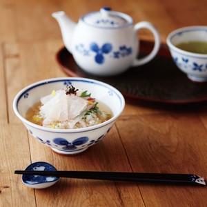 ≪受注生産≫【藍つづり】軽量葵型茶碗 大 [日本製 美濃焼]