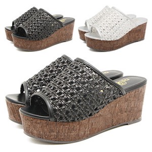 Skin Nudy Thick-soled Sandal Color
