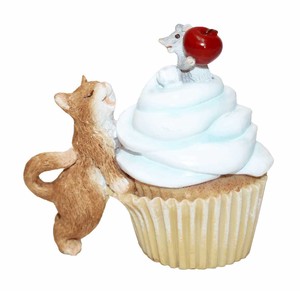 Object/Ornament Mini Cat Cupcakes