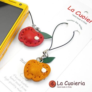 【イタリア製】【牛革】ラ クオイエリア La Cuoieria  レザーストラップ　リンゴ　携帯　スマホ
