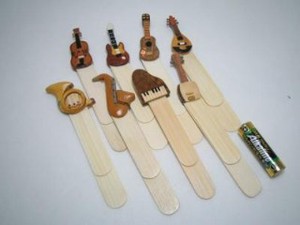 KN*木製　楽器のブックマーカー