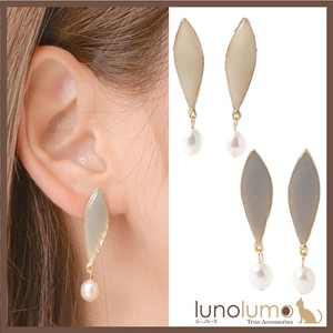 Pierced Earringss Pearl