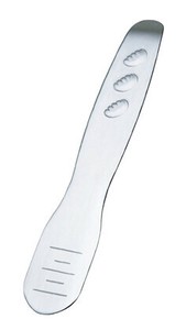 18−8　餃子ヘラ（全長150）