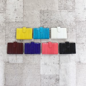 Skin Belt Attached Clamshell Wallet Ladies