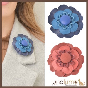 Brooch Red Cattle Leather Flower Leather Genuine Leather Ladies' Brooch