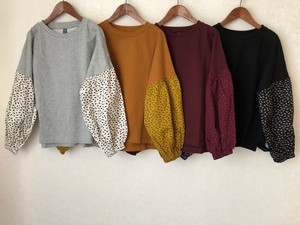 人気商品　ミニ裏毛＆布帛プリント・L/S袖フリルトップス