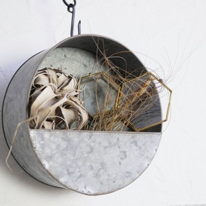 Tinplate Hanging Circle Basket