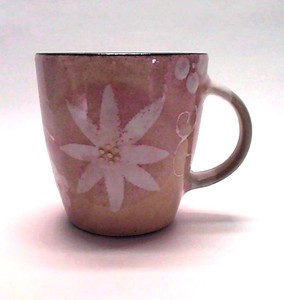 Mug Flower Crest Pink