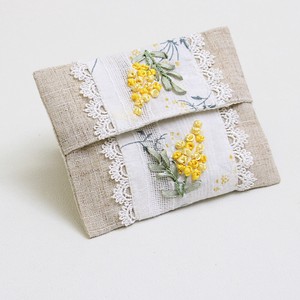 2022 Mimoza Series Ribbon Embroidery Mini Tissue Case