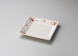 赤絵花正角皿【日本製　陶器】