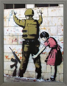 アートフレーム　バンクシー Banksy Girl Searching Soldier