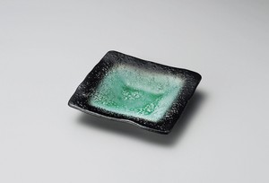 エメラルドグリーン華前菜皿【日本製　陶器】