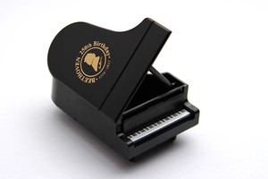 コンサートピアノ型鉛筆削り　ベートーヴェン＜ベートーヴェン生誕250周年シリーズ＞