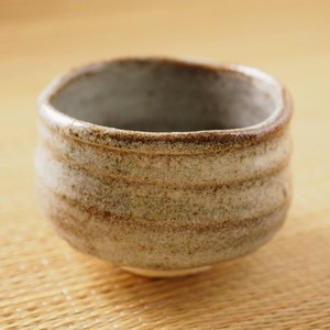 青志野　抹茶碗　美濃焼（日本製）