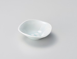 青磁市松彫三角3.8鉢【日本製　強化磁器】