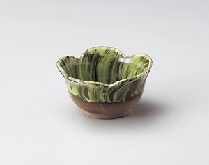 しみず花型小鉢（大）【日本製　陶器】