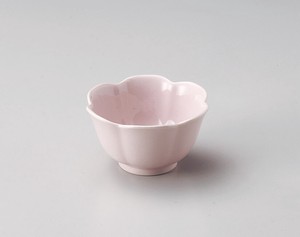 ピンク花型小鉢（大）【日本製　磁器】
