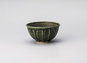 織部削り茶碗【日本製　陶器】