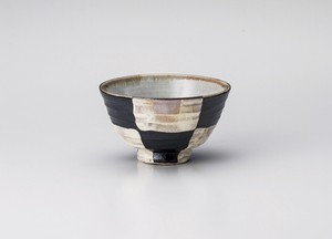 市松黒茶碗【日本製　陶器】