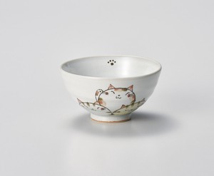 猫づくし飯碗（茶）【日本製　陶器】
