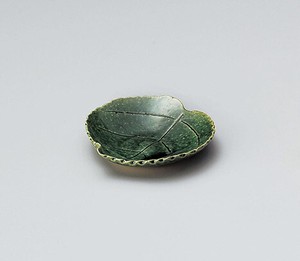 織部木の葉皿【日本製　陶器】