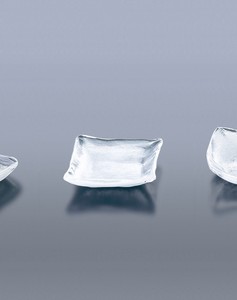 和食器　角鉢【日本製　ハンドメイド　ガラス】