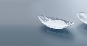 和食器　舟型中盛皿【日本製　ハンドメイド　ガラス】