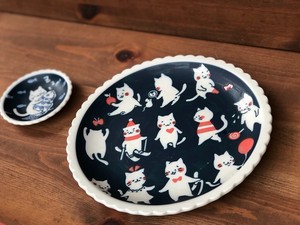 ねことにちようび　8.0皿　24cm【美濃焼　大皿　猫　ピザ皿　カレー皿　日本製　和食器　陶器】ヤマ吾陶器